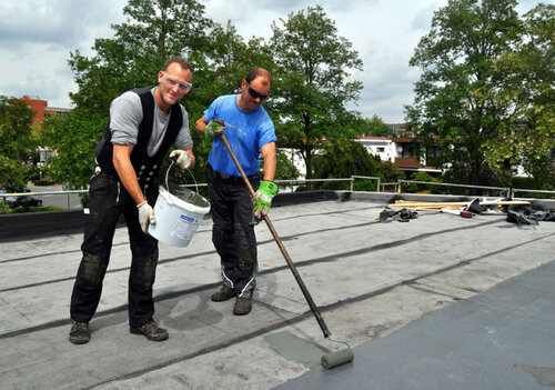 Foto von Dacharbeiten am chroma-Gebäude